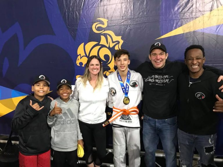 Pan Kids IBJJF JiuJitsu Championship Fight for a Kid